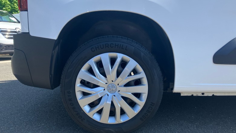 Peugeot Partner Standard Diesel 1000 1.5 BlueHDi 100 Professional Van